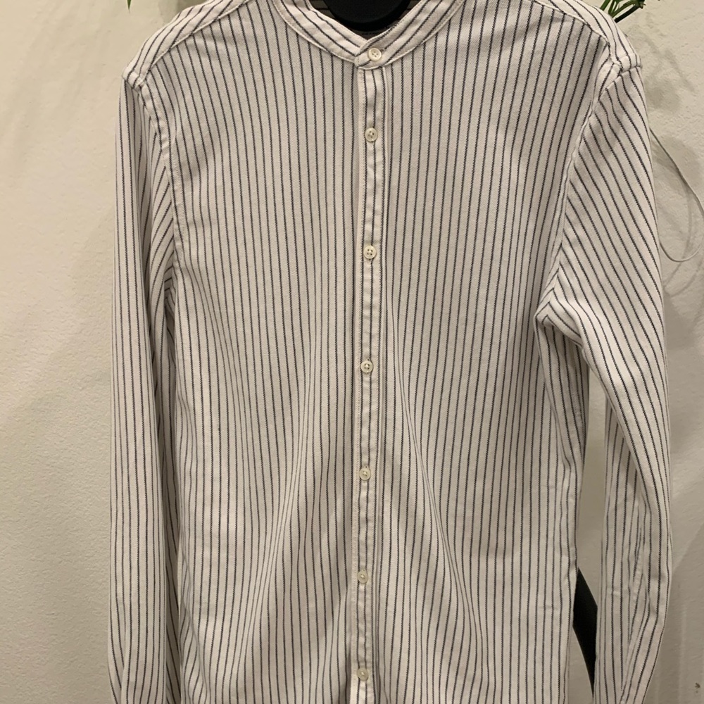 Zara - men’s slim fit shirt, size M